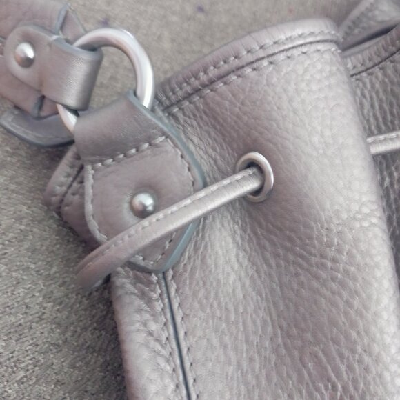 Cole Haan Pebbled Leather Drawstring Shoulder Bag Purse - Picture 5 of 7